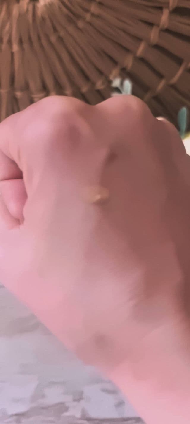 Armani Beauty Luminous Silk Concealer review photo by Cosmetikarmina