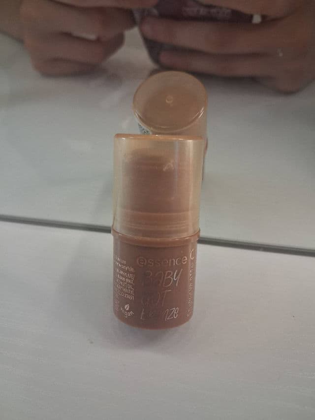 Essence Cinnamon Spice review photo by nikalibeauty