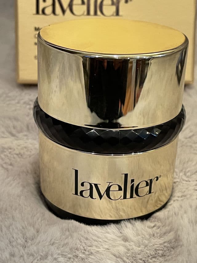 lavelier Marine Deep Moisturizer review photo by Mannika