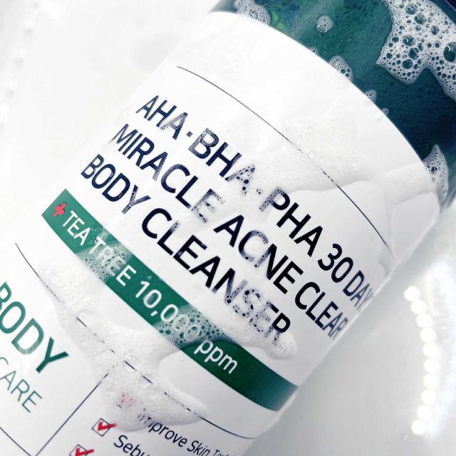 AHA BHA PHA 30 Days Miracle Acne Clear Body Cleanser product review