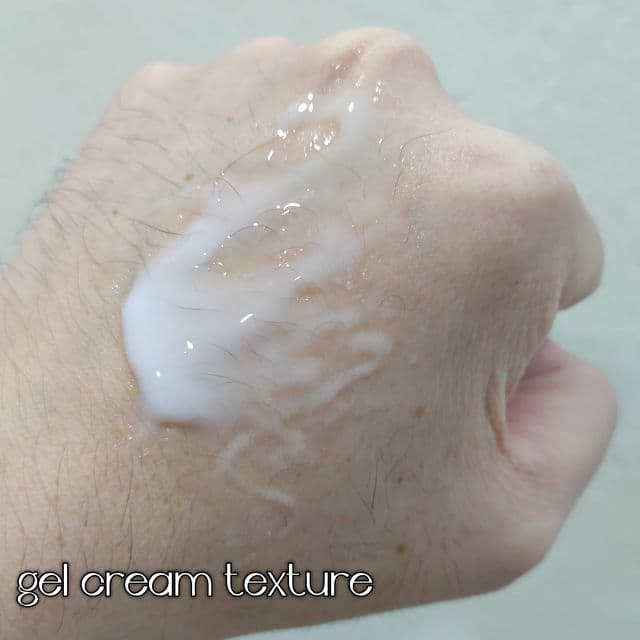 Dove Body Wash Sensitive Skin review photo by danielwonderland