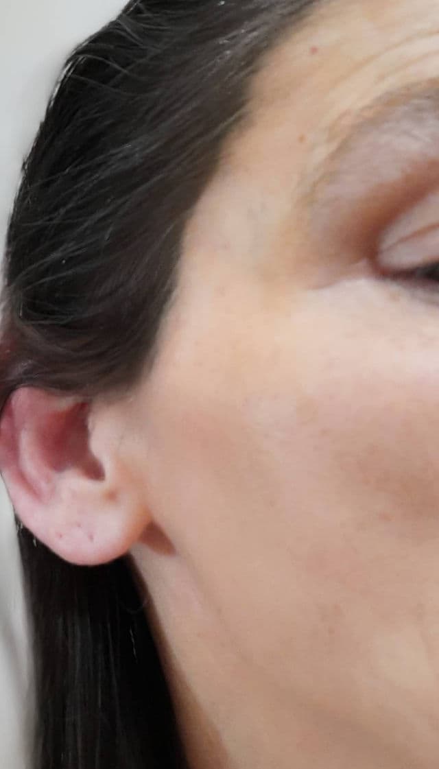 Chanel Ultra Le Teint Velvet Foundation review photo by Codermary