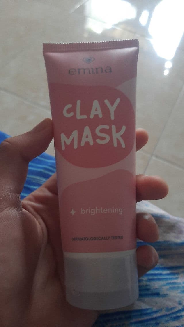 Emina Brightening Clay Mask review photo by Cillaa