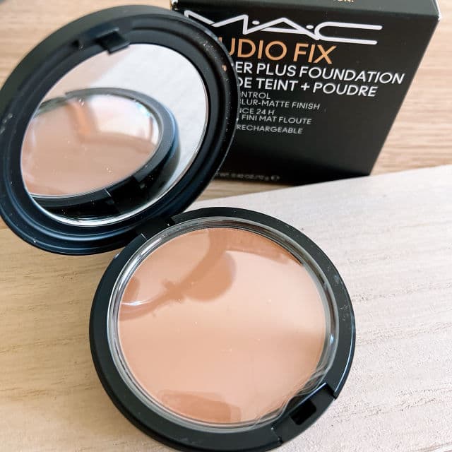 MAC Studio Fix Powder Plus Foundation review photo by purplerain9