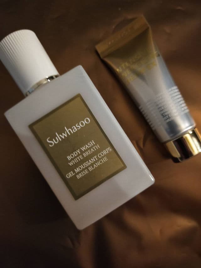 Sulwhasoo White Breath Body Wash review photo by hankisabelle1