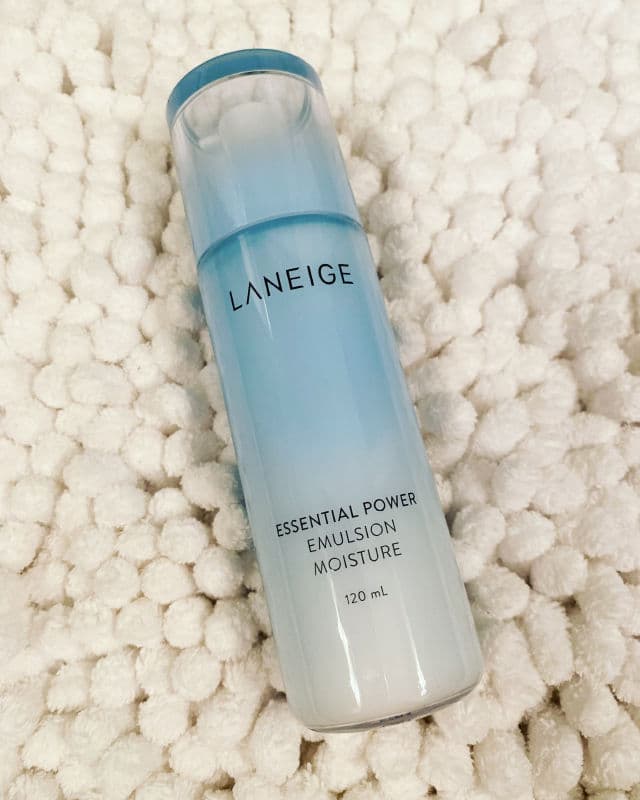 Laneige Essential Power Emulsion Moisture review photo by cleahanchey