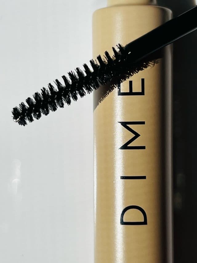 DIME Beauty Eyebrow Enhancing Gel review photo by Binci
