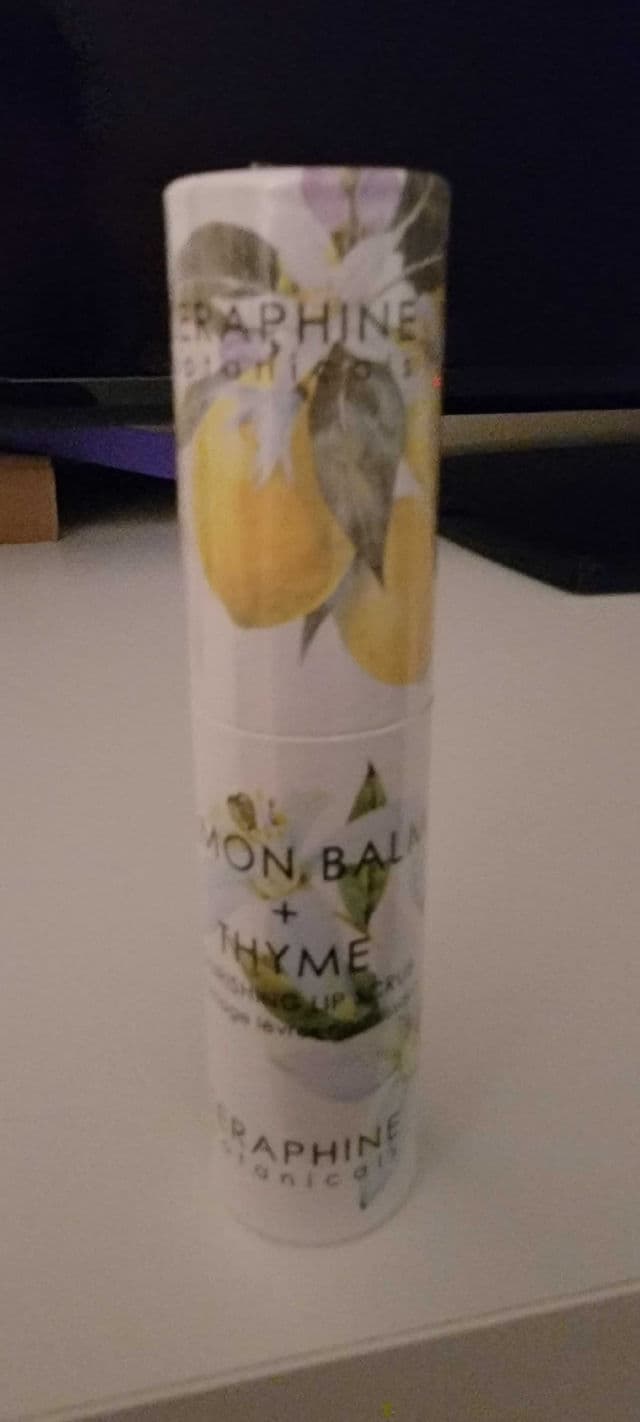 Seraphine Botanicals Sugar + Lemon - Moisturizing Lip Buffer review photo by Jams