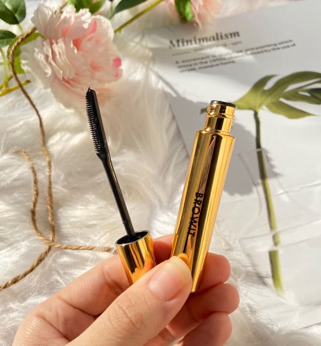 Browit by Nongchat My Everyday Mascara review photo by Mjmitrinh