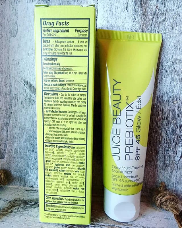 Juice Beauty Prebiotix SPF 45 Glow Daily Multi-Tasking Moisturizer review photo by Researching4Beauty