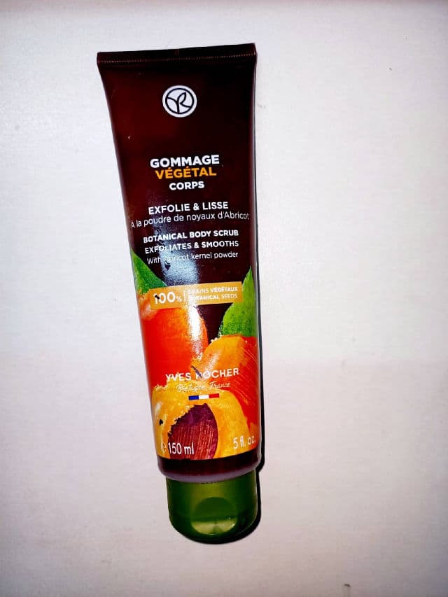 YVES ROCHER Apricot Botanical Body Scrub review photo by ChoonKhee