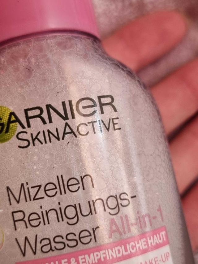 SkinActive Micellar Cleansing Water product review