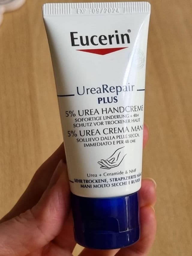 Eucerin UreaRepair Plus 5% Urea Hand Cream review photo by glowandsunshine