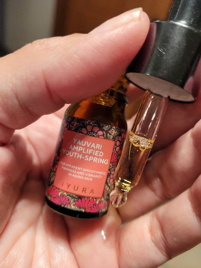 iYURA Yauvari Amplified Youth Spring Face Oil review photo by MsK