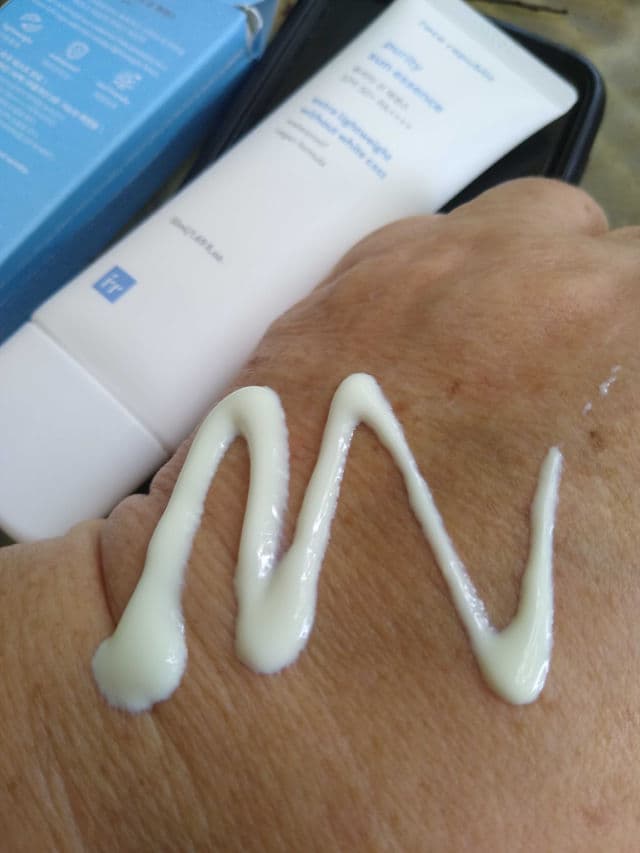 Face Republic Purity Sun Essence SPF50+ PA++++ review photo by jaxgma2020