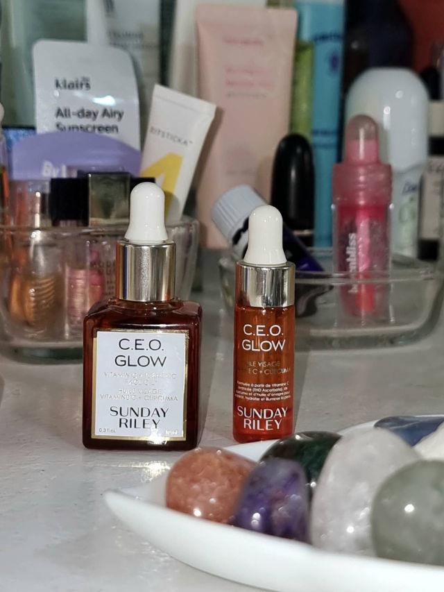C.E.O Glow Vitamin C and Turmeric Face Oil product review