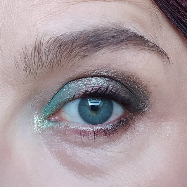 Glamlite Dirty Martini Palette review photo by kbeautysandra