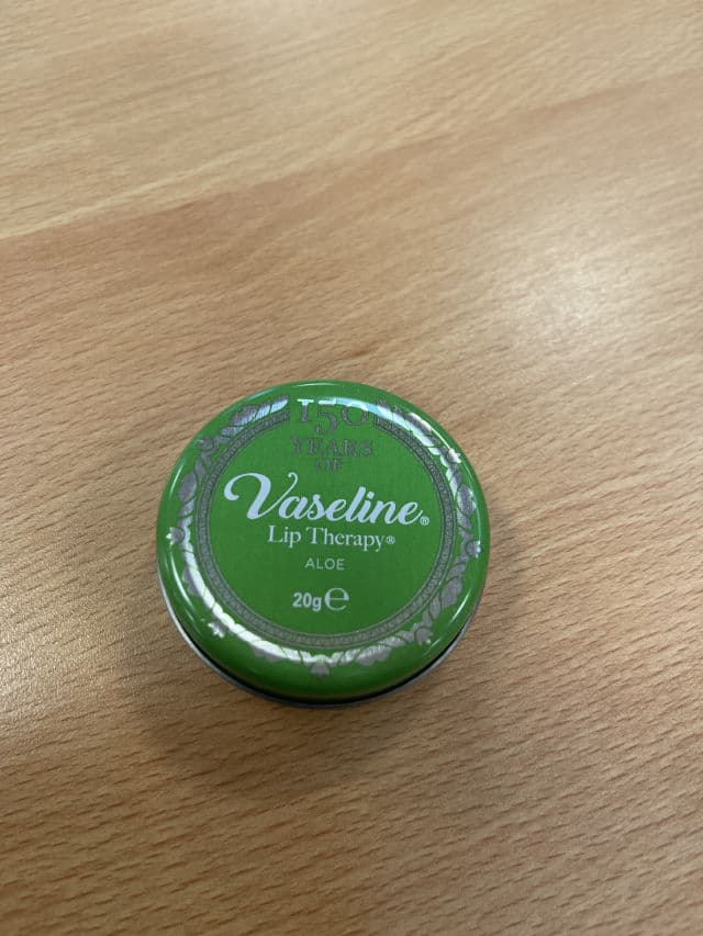 Vaseline Aloe Vera Lip Therapy review photo by Hannahwawa