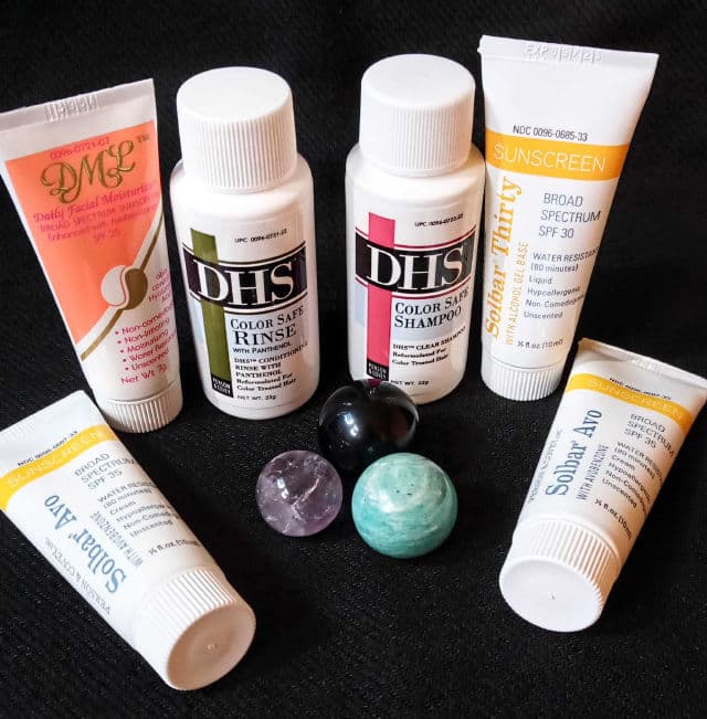 Persōn & Covey, Inc. DML Daily Facial Moisturizer SPF 25 review photo by staceymeows