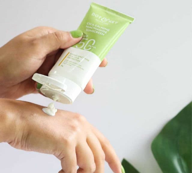 Dot & Key Cica Calming Niacinamide Sunscreen SPF50 PA++++ review photo by vyshu