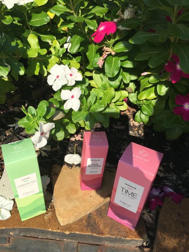 HollyHoux Reversaline Skin Booster Serum review photo by monikki1976
