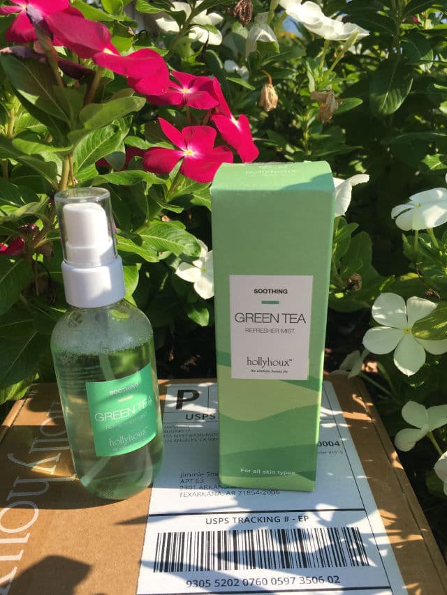 HollyHoux Reversaline Skin Booster Serum review photo by monikki1976