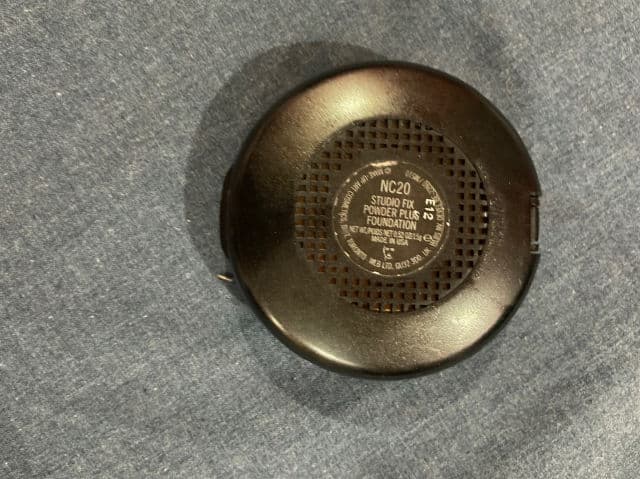 MAC Studio Fix Powder Plus Foundation review photo by Monicaaaaa