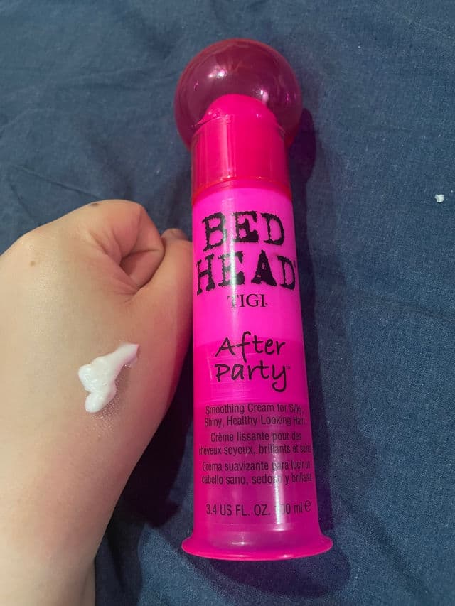 TIGI Bed Head After Party Smoothing Cream review photo by Monicaaaaa