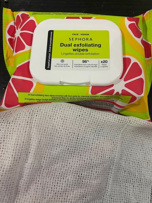 Sephora Collection Dual Exfoliating Face Wipe review photo by Monicaaaaa