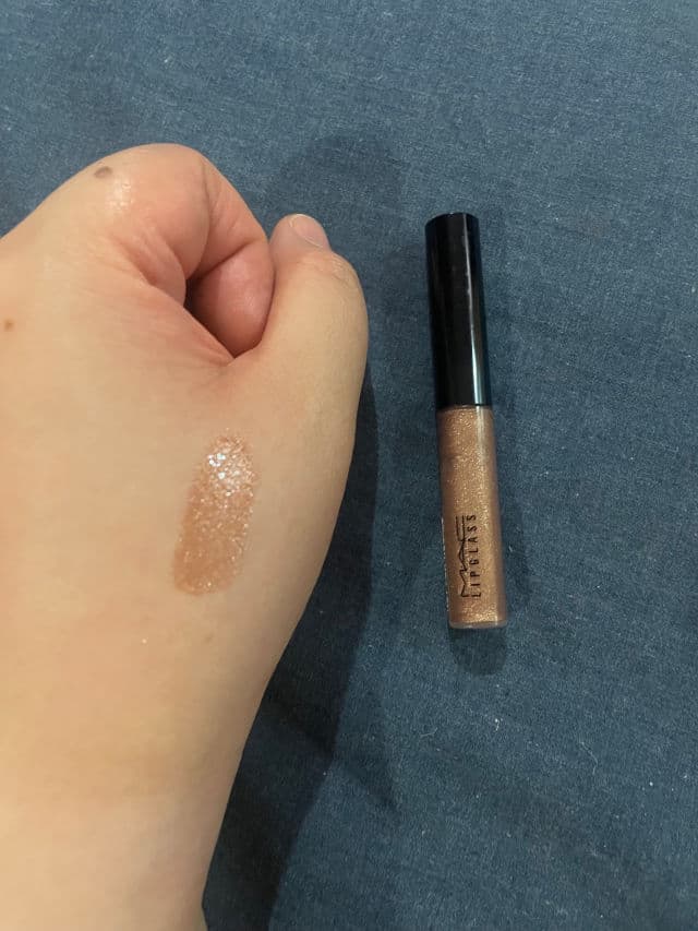 MAC Pro Longwear Lipglass review photo by Monicaaaaa