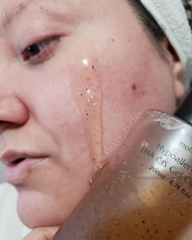 MOLVANY Hypoallergenic LHA CIS Gel Cleanser review photo by AlottaxReviews