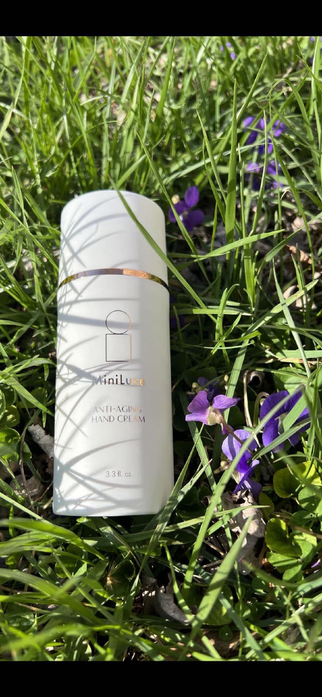 MiniLuxe Anti-Aging Hand Cream review photo by trish304