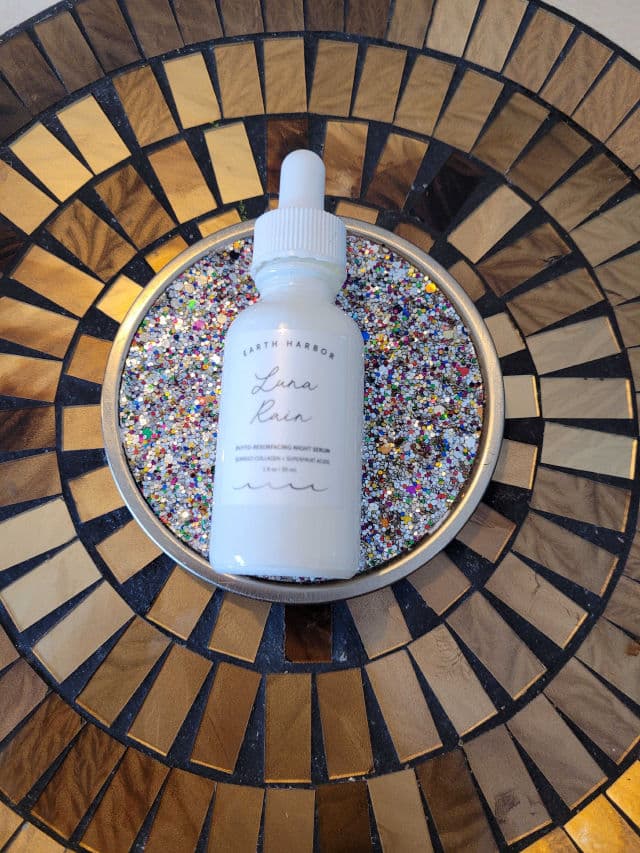 Earth Harbor Naturals Luna Rain Phyto-Resurfacing Night Serum review photo by edwinalove