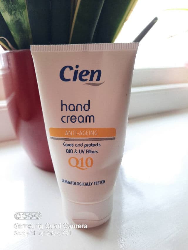 Cien Hand Cream Anti-ageing Q10 & UV Filters review photo by Tolly