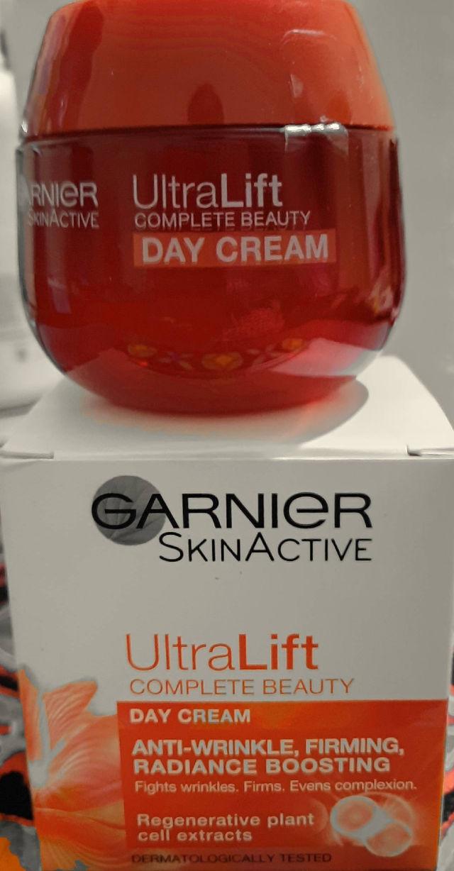 UltraLift Complete Beauty Day Cream product review