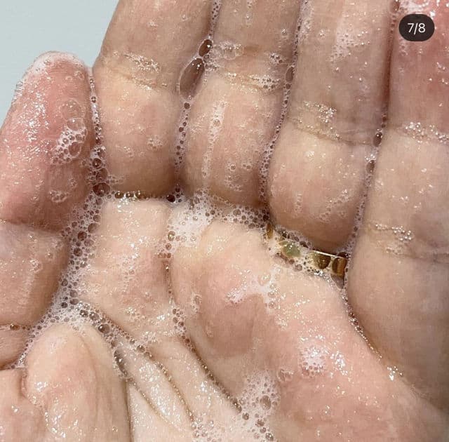 Good Molecules Rosewater Daily Cleansing Gel review photo by conirdilla