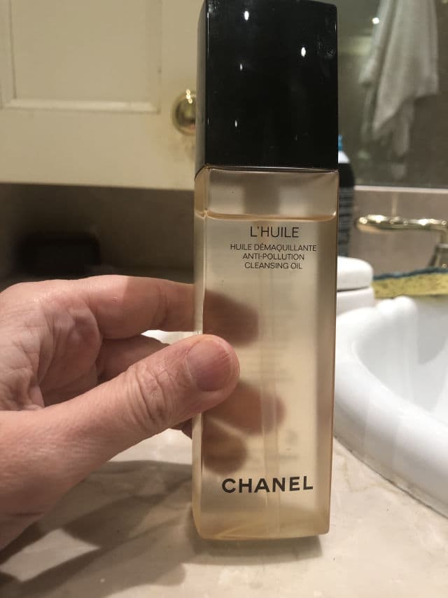 Chanel L’huile Anti-Pollution Cleansing Oil review photo by eladax