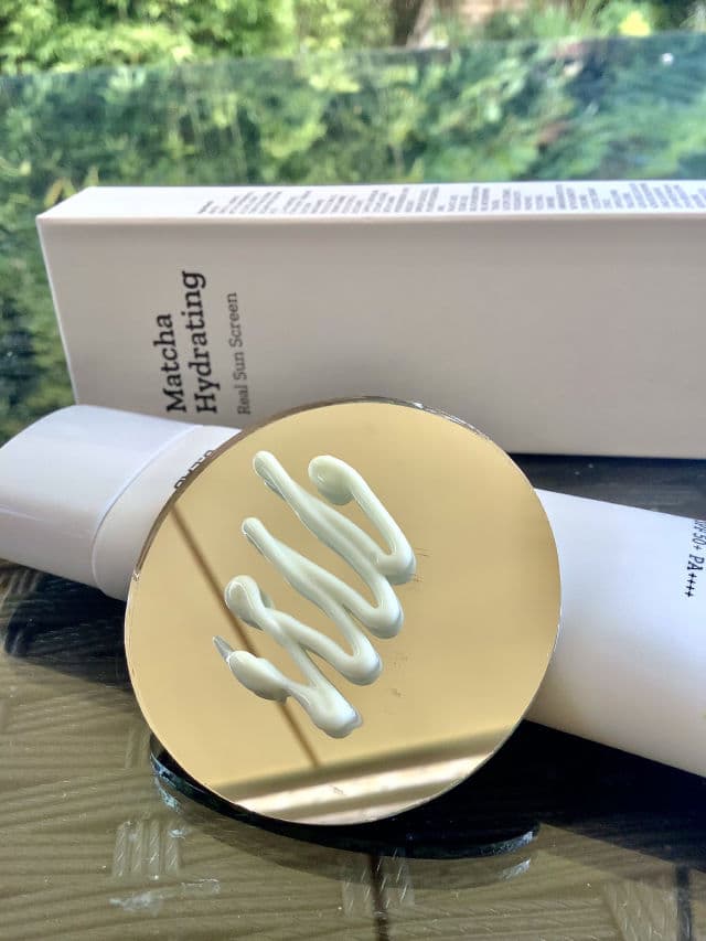 B_LAB Matcha Hydrating Real Sun Screen SPF 50+ PA++++ review photo by Picky45987