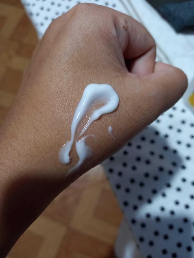 St. Ives Vitamin E & Avocado Hydrating Body Lotion review photo by jeanrose