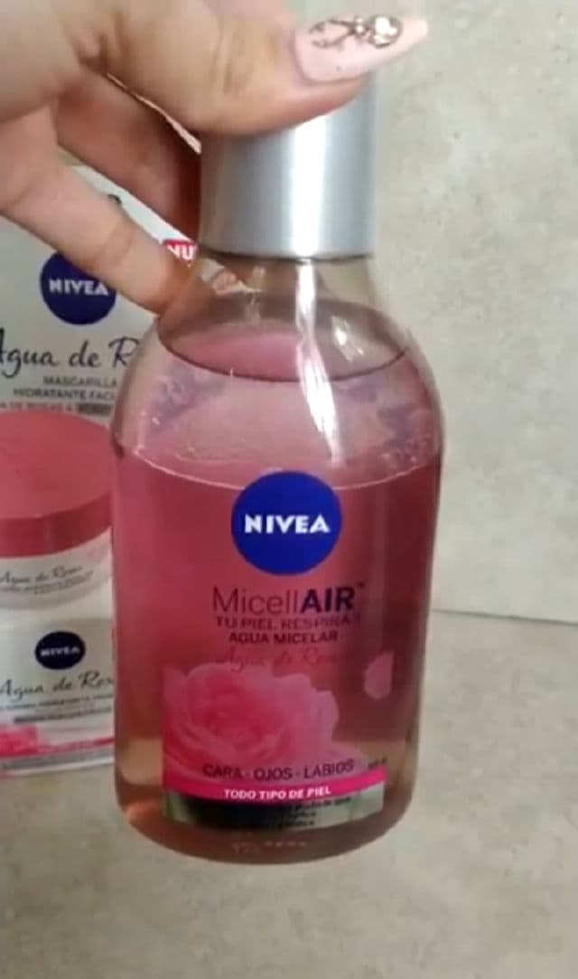 Nivea MicellAir Skin Breathe Micellar Rose Water with Oil review photo by conAlma