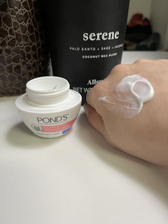 Pond's Clarant B3 Anti-Dark Spots Moisturizer, Normal to Dry review photo by CSweet94