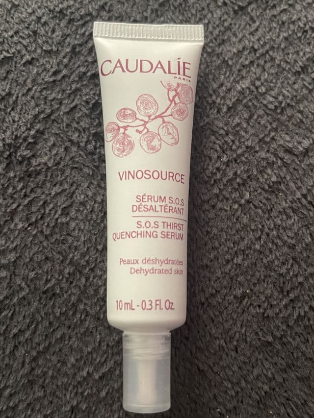 Caudalie Paris Vinosource S.O.S. Thirst-Quenching Serum review photo by ChelseaLil