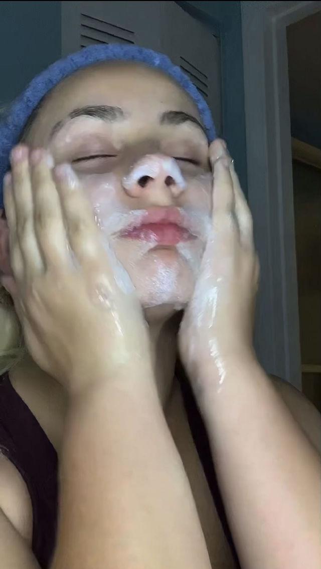 Face Cleanser product review