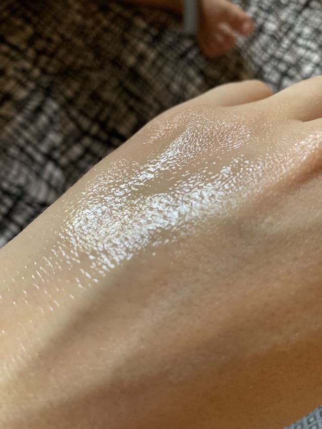 Eucerin UreaRepair Plus 10% Urea Lotion review photo by rociojavibeauty