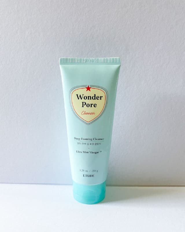 ETUDE Wonder Pore Deep Foaming Cleanser review photo by dreamyglowyskin