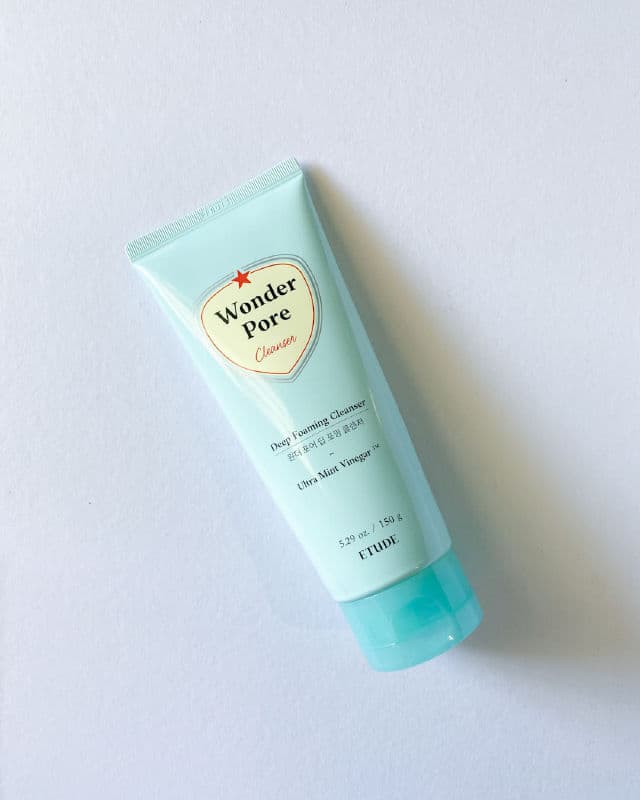 ETUDE Wonder Pore Deep Foaming Cleanser review photo by dreamyglowyskin