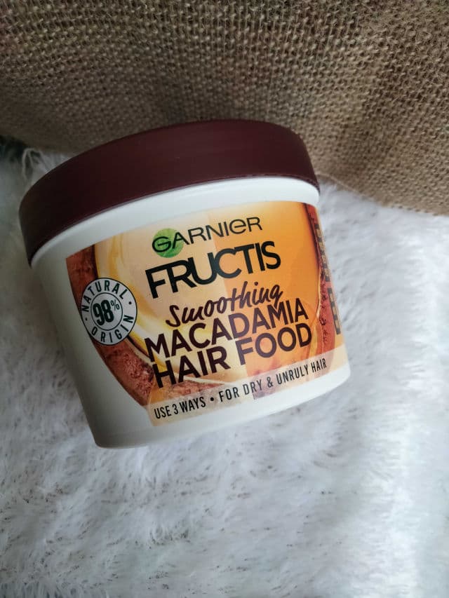 Garnier Fructis Macadamia Hair Food Smoothing Mask review photo by safira00