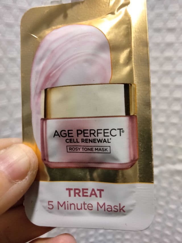 L'Oreal Paris Age Perfect Golden Age Rosy Radiant Eye Cream review photo by ProVanityFX