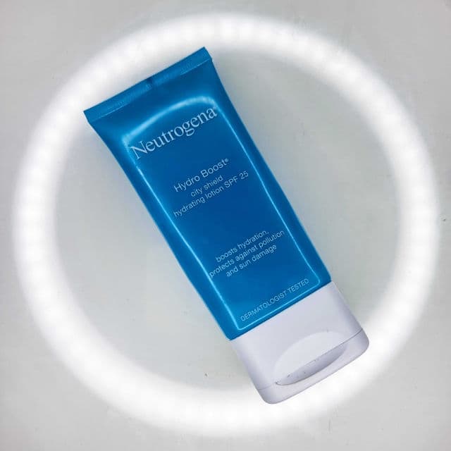Neutrogena Hydro Boost City Shield Hydrating Lotion SPF 25 review photo by Stargirl170