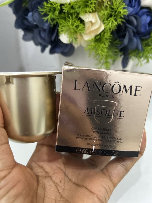 Lancome Absolue Revitalizing Anti-Aging Eye Cream with Grand Rose Extracts review photo by Itsmayelin